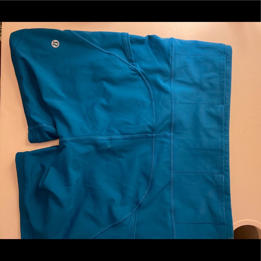 Lululemon turquoise fast and free shorts